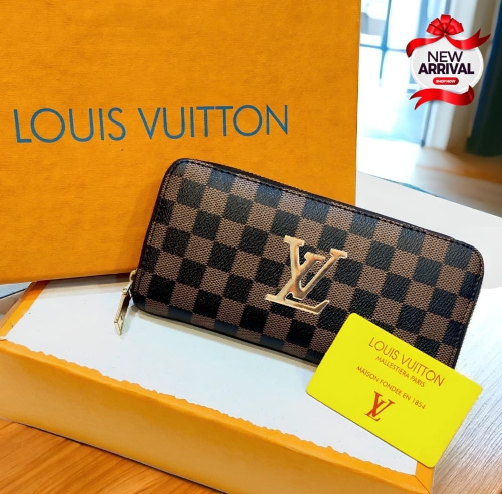 Stylish Ladies Clutch Wallet